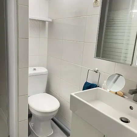 Abyad - A 300 M Des Arenes Apartment *
